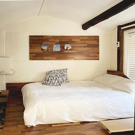סיאול Viva La Vida - Jongno Hanok Private House מראה חיצוני תמונה